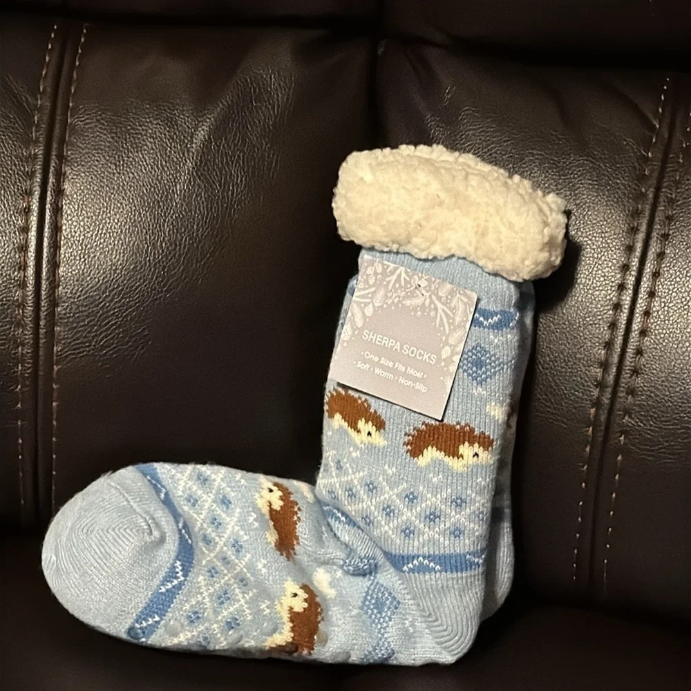 Cozy Blue Porcupine Sherpa Socks With Slip Protector Bottom New With Tags